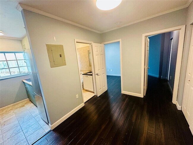 Building Photo - 600 Euclid Ave