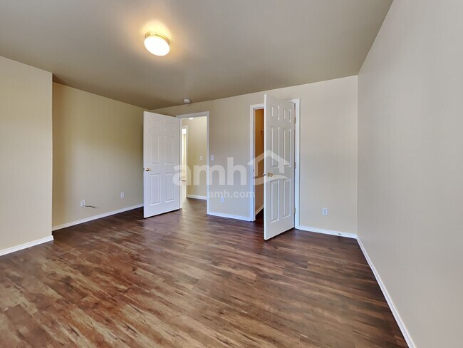 Building Photo - 5725 209th St E