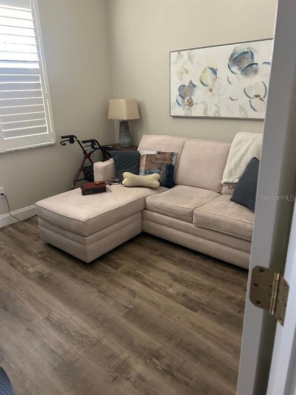 Building Photo - 940 Cooper St