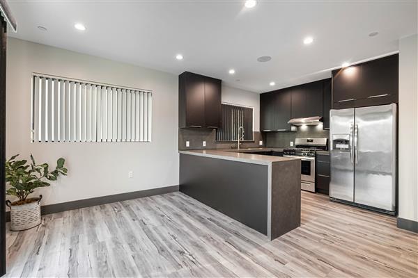 Building Photo - 4930 Laurel Canyon Blvd