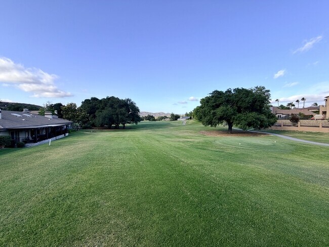 Building Photo - 38441 Oaktree Loop