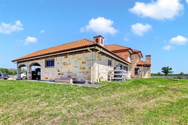 Building Photo - 848 Juliff-Manvel Rd