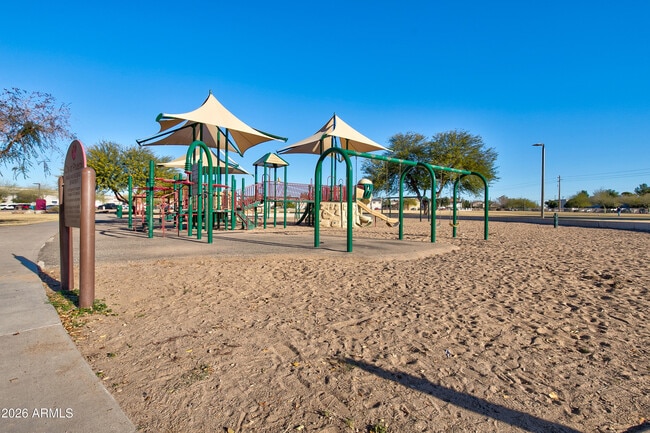 Building Photo - 16075 N 30th St