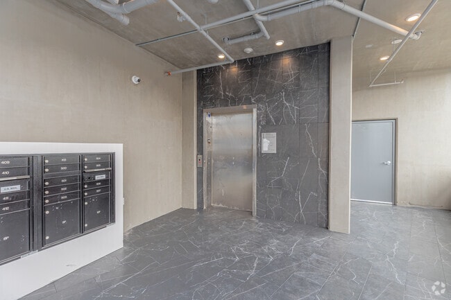 Lobby Elevaor - MC Tower