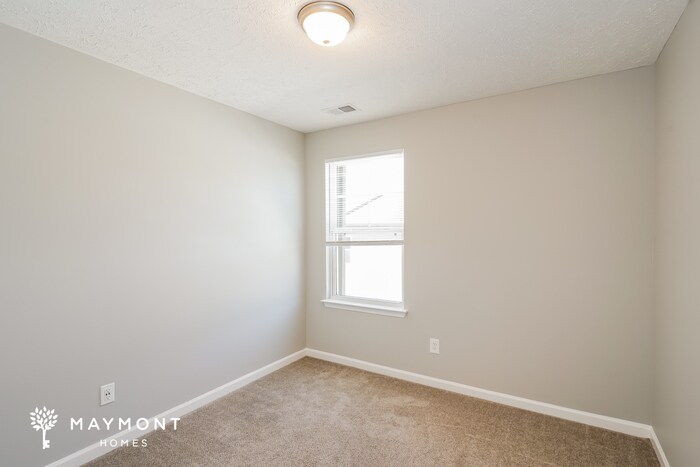 Building Photo - 310 Jerry Butler Dr