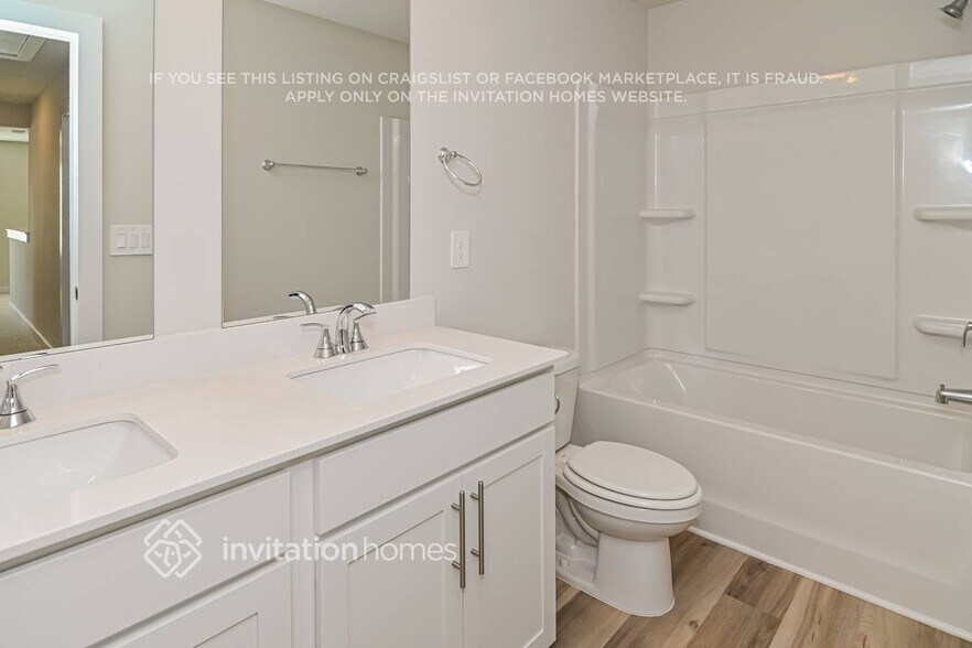 Building Photo - 1347 Bluffton Cir