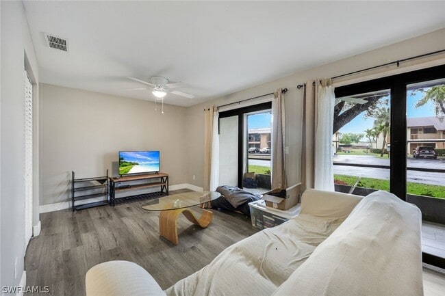 Building Photo - 17420 Birchwood Ln