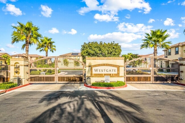 Building Photo - Beautiful newly built 4 bedroom, 3 bath home in the quiet, gated community of Westgate!