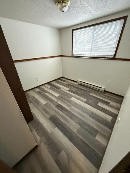 Building Photo - 319 N 50th St