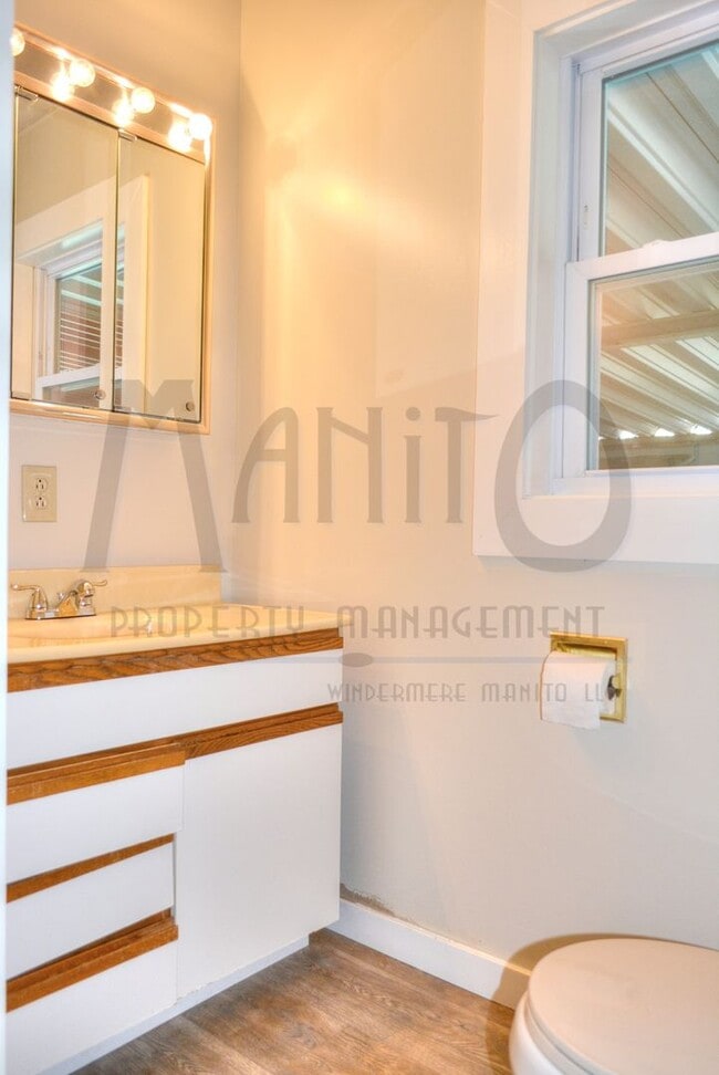 Building Photo - Charming Home In Airway Heights