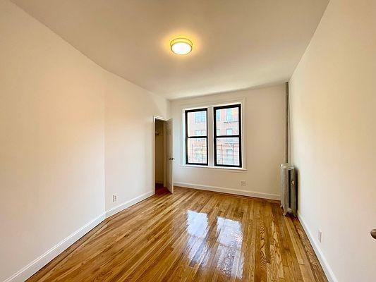 Building Photo - 2 bedroom in BRONX NY 10453