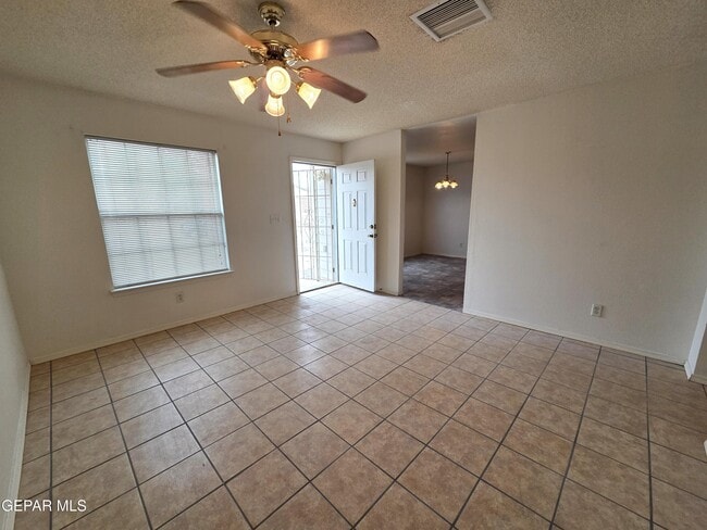 Building Photo - 3856 Tierra Alamo Dr