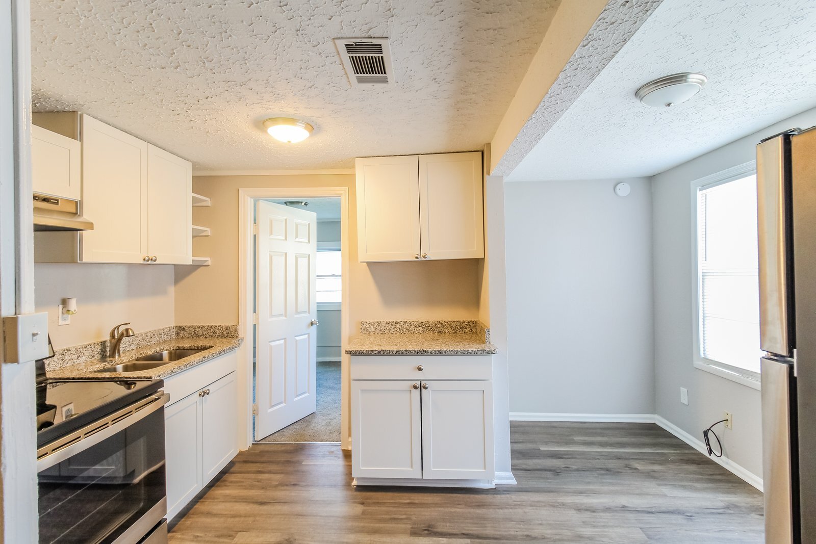 Building Photo - 1912 Lincoln St