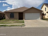 Building Photo - 6229 Lovebird Ln