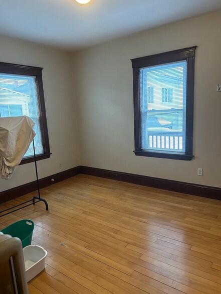 Building Photo - 61 Frederick Ave