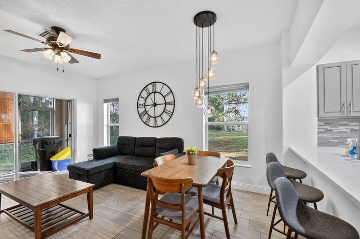 Building Photo - 5015 Palmbrooke Cir