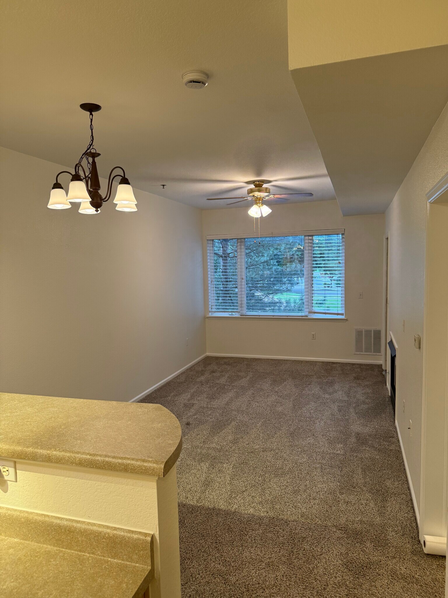 Building Photo - 2896 W Riverwalk Cir