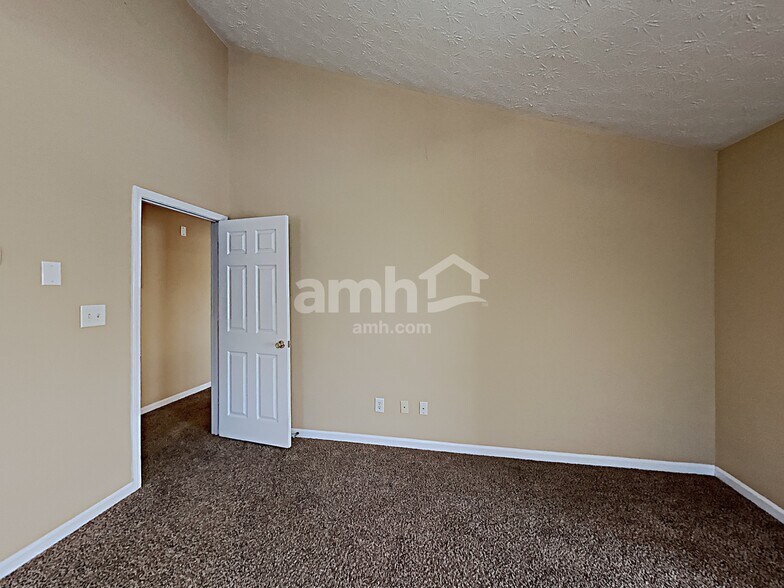Building Photo - 1453 Whitaker Park Pl