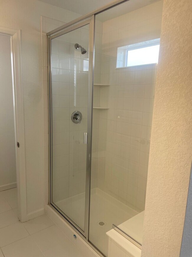 Building Photo - Beautiful home for rent between Parker and...