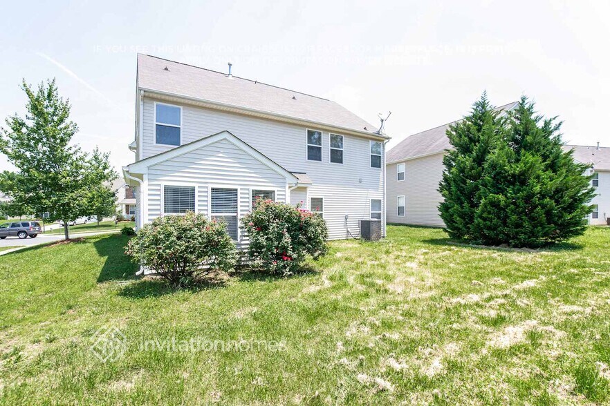 Building Photo - 623 Wrayhill Dr