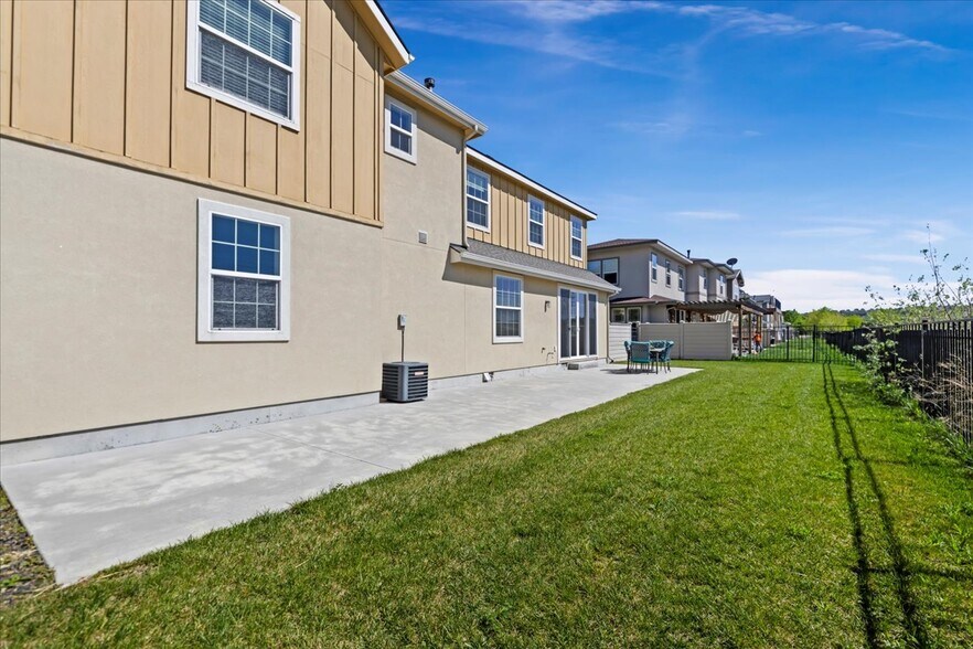 Building Photo - 3631 S Pheasant Tail Way
