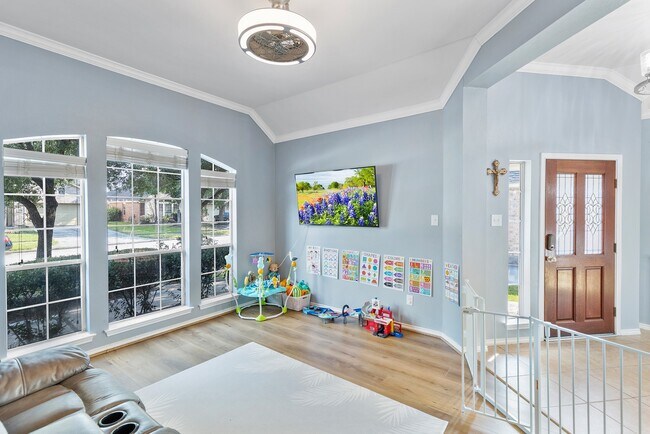 Building Photo - 11818 Rainbow Bridge Ln