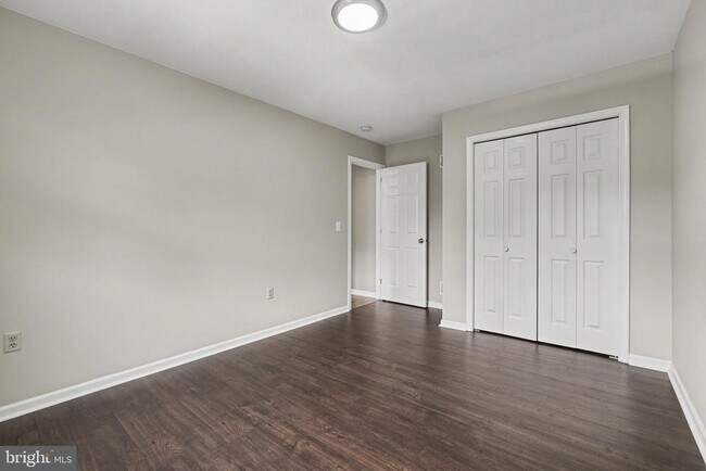 Building Photo - 335 Cindy Dr