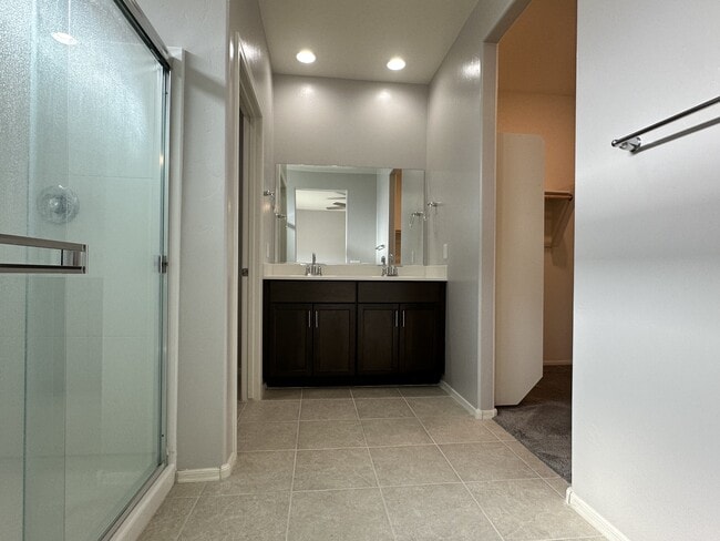 Building Photo - 7303 S Via Tierra Mesa