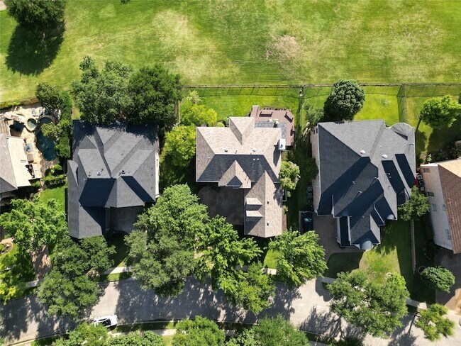 Building Photo - 7417 Marigold Dr