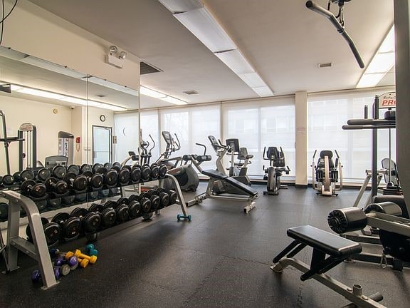 Building Photo - 4800 S Chicago Beach Dr