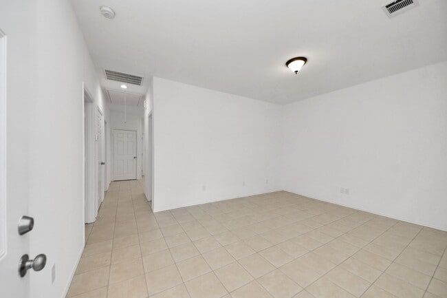 Building Photo - 9210 Wheatley St