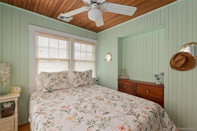 Building Photo - 696 Ocean Breeze Walk