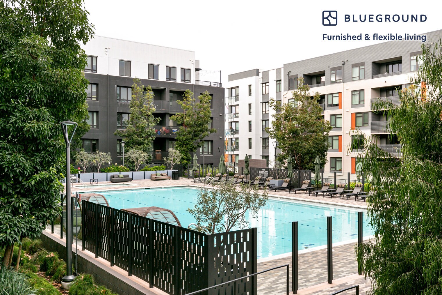 Building Photo - 3560 Rambla Pl