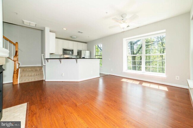 Building Photo - 12715 Fair Crest Ct