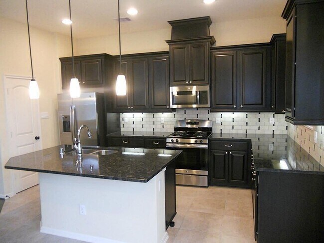 Building Photo - 12247 Stellano Ln