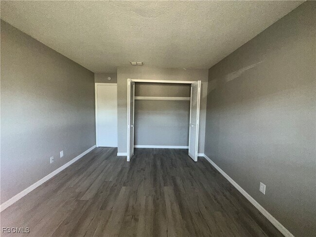 Building Photo - 829 Gleason Pkwy