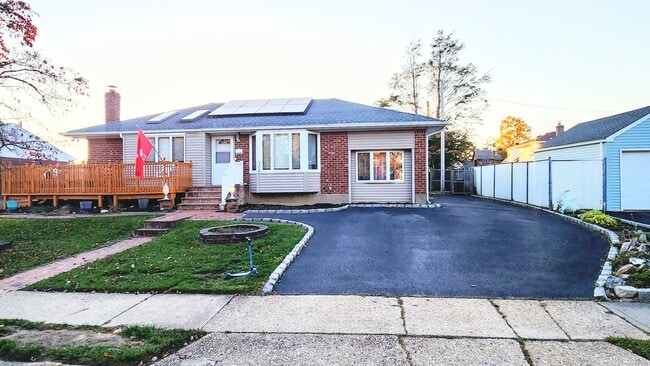Building Photo - 106 Villa Ave