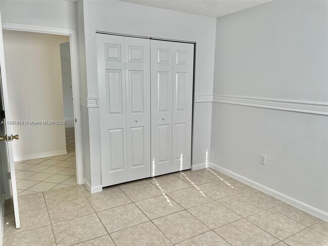 Building Photo - 14232 SW 163rd St