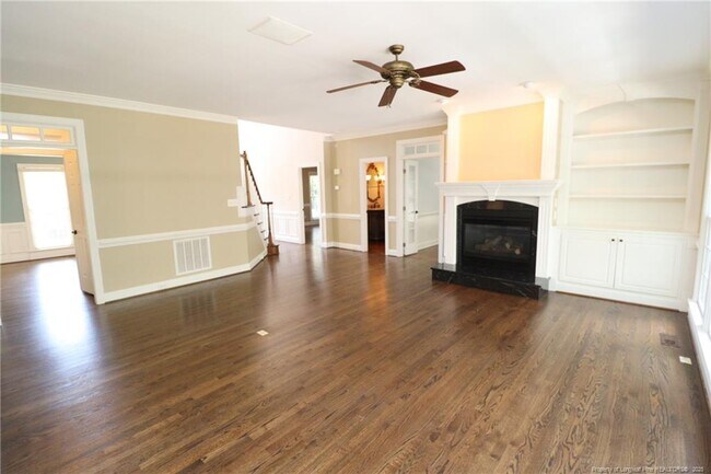 Building Photo - 110 Guymon Ct