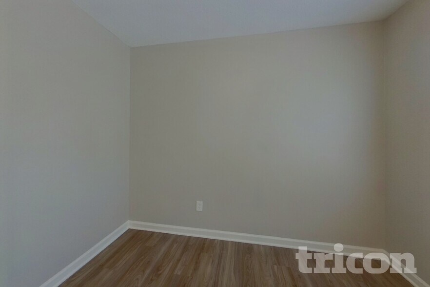 Building Photo - 6826 Squirrels Foot Ct