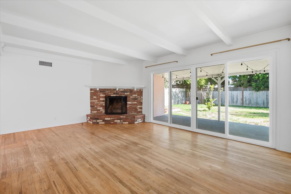 Building Photo - 12818 Hatteras St