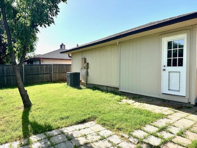 Building Photo - 311 Valley Spring Dr