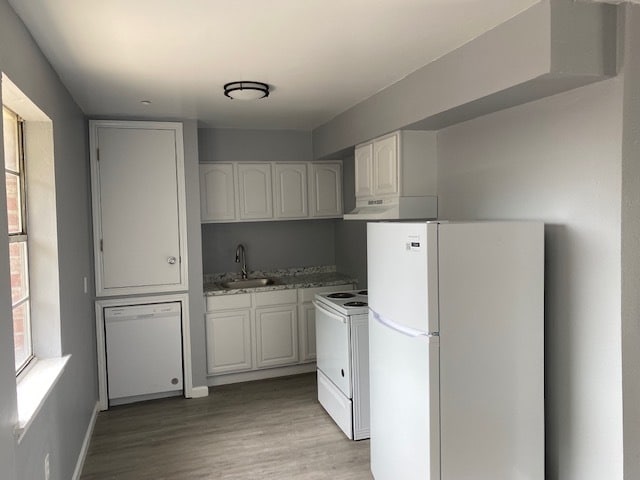 Kitchen - Monet I