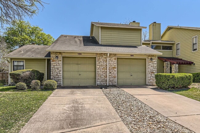 Building Photo - 512 Eberhart Ln