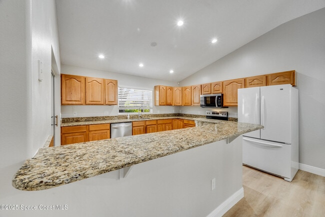 Building Photo - 187 Pinta Cir