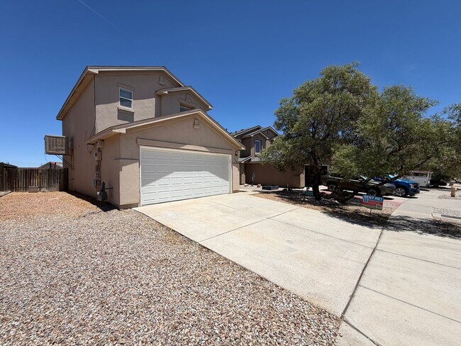 Building Photo - 3 Bedroom Home Near Unser Blvd NW & Ladera Dr NW!