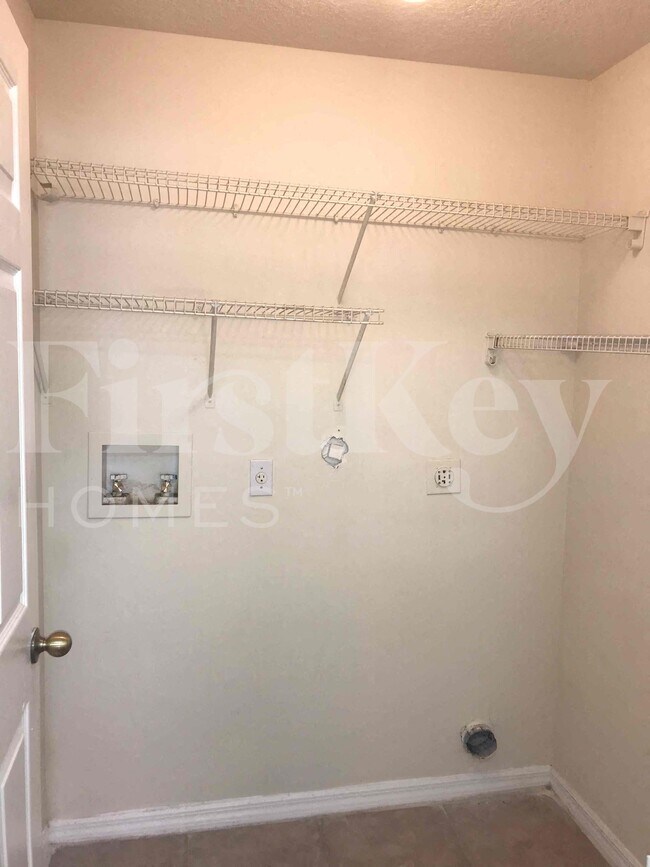 Building Photo - 2851 SW 193rd Terrace