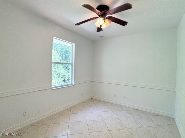 Building Photo - 5071 Coral Wood Dr
