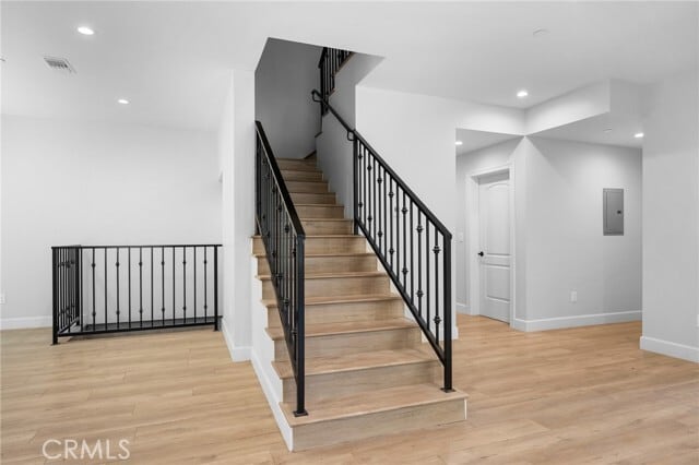 Building Photo - 357 Harvey Dr