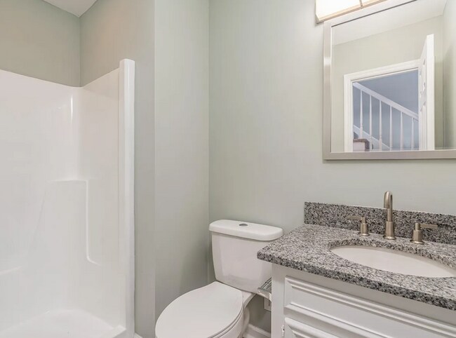 Building Photo - Gorgeous Renovated Home with Modern Finishes & Gated Community Amenities
